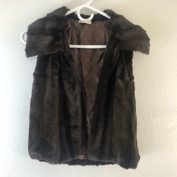 Pinc brown faux fur Women’s Vest size M - Picture 1 of 4